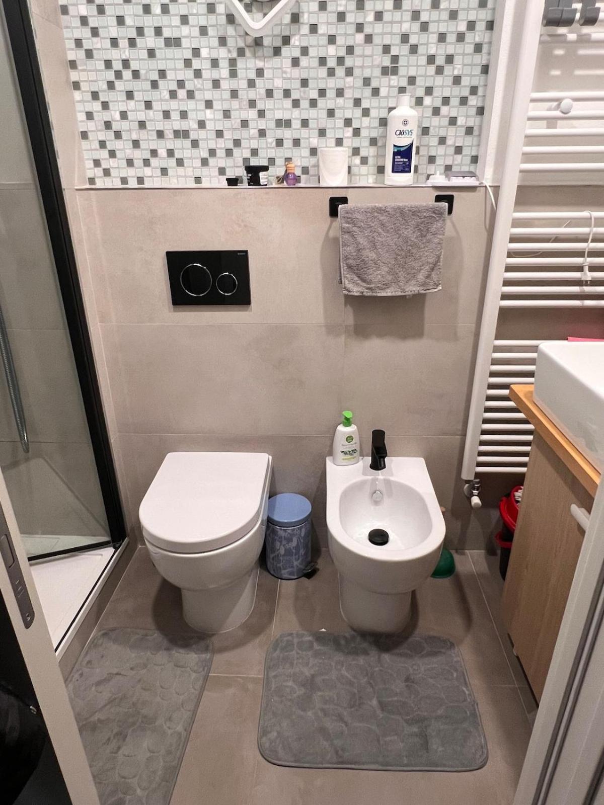 Cosy Nest Apartment Савона Екстериор снимка