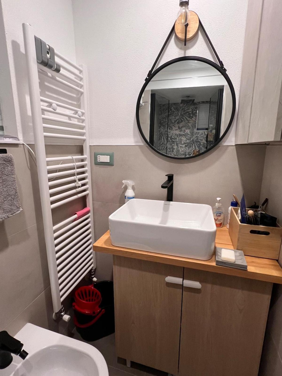 Cosy Nest Apartment Савона Екстериор снимка